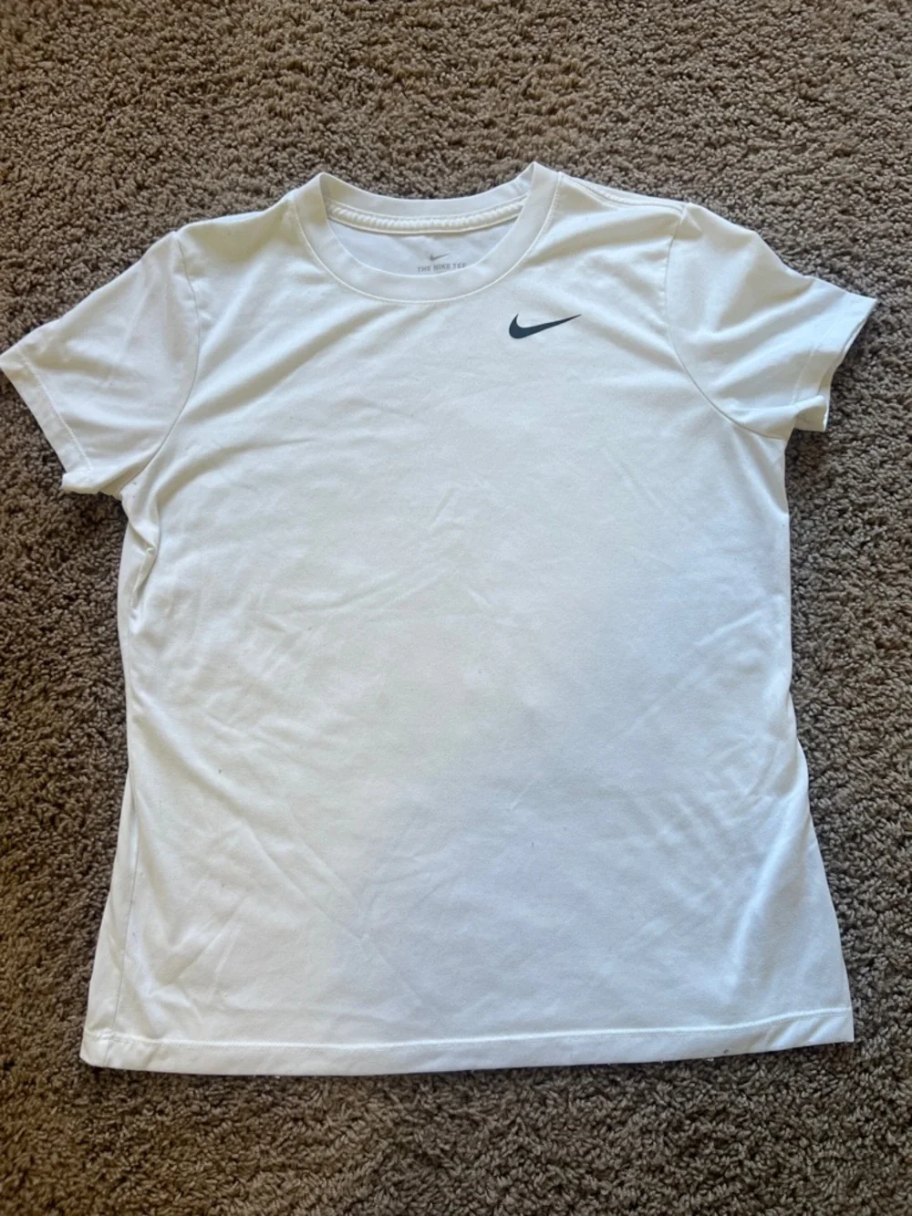 Women’s medium Dri-fit Nike White Short Sleeve Tee - Picture 1 of 5